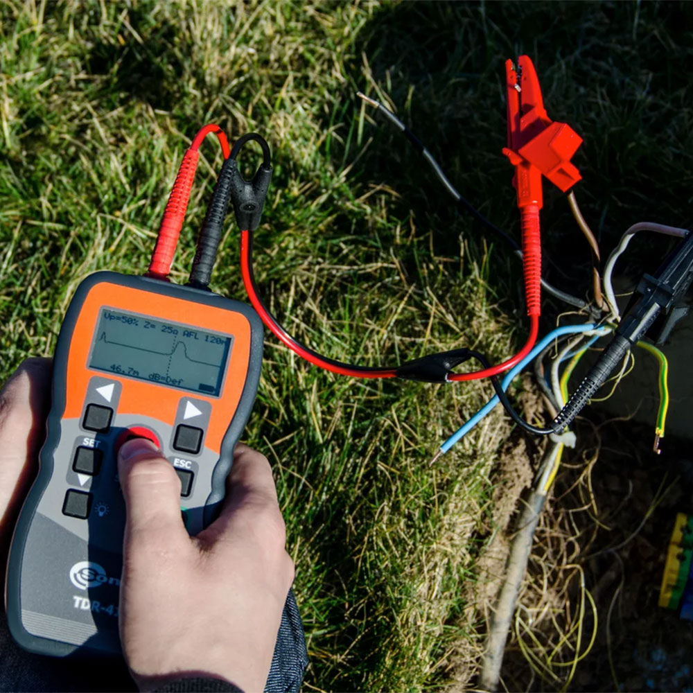 TDR-410-Kablo-ariza-tespit-cihazi-4